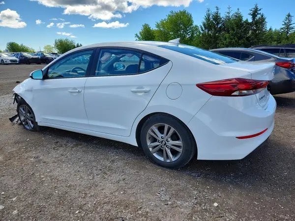 KMHD84LFXJU495525 2018 HYUNDAI ELANTRA - Image 2