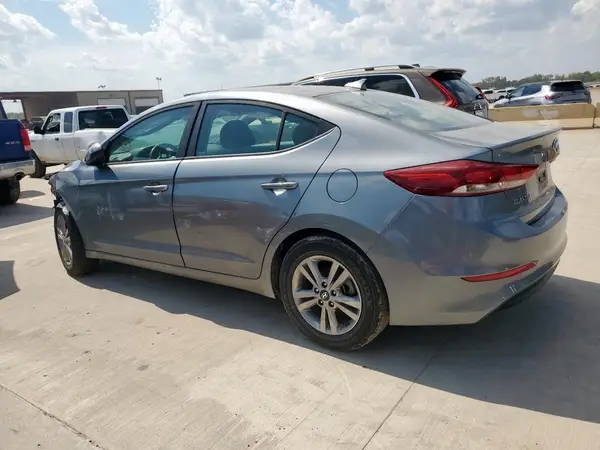 KMHD84LFXJU506197 2018 HYUNDAI ELANTRA - Image 2