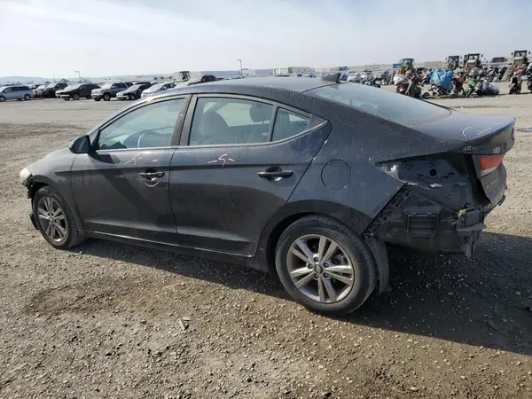 KMHD84LFXJU513456 2018 HYUNDAI ELANTRA - Image 2