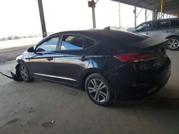 KMHD84LFXJU522464 2018 HYUNDAI ELANTRA - Image 2