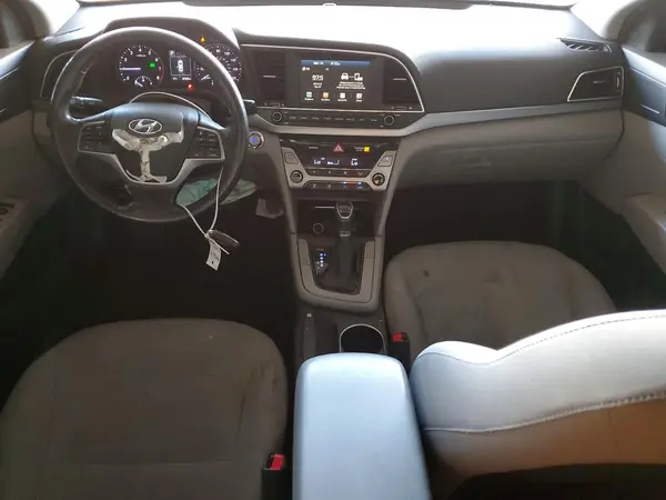 KMHD84LFXJU522464 2018 HYUNDAI ELANTRA - Image 8