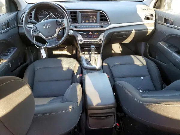 KMHD84LFXJU524358 2018 HYUNDAI ELANTRA - Image 8