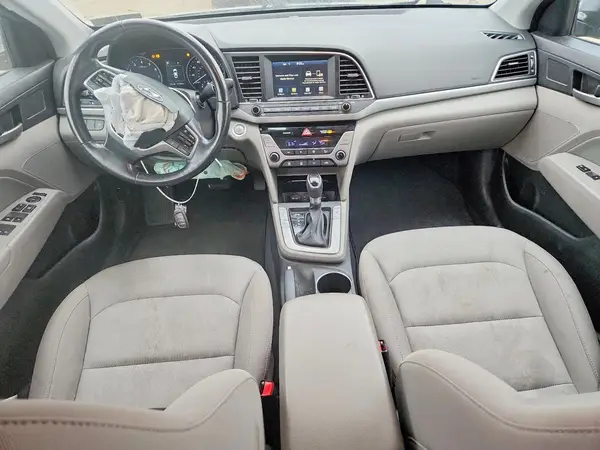 KMHD84LFXJU543573 2018 HYUNDAI ELANTRA - Image 8