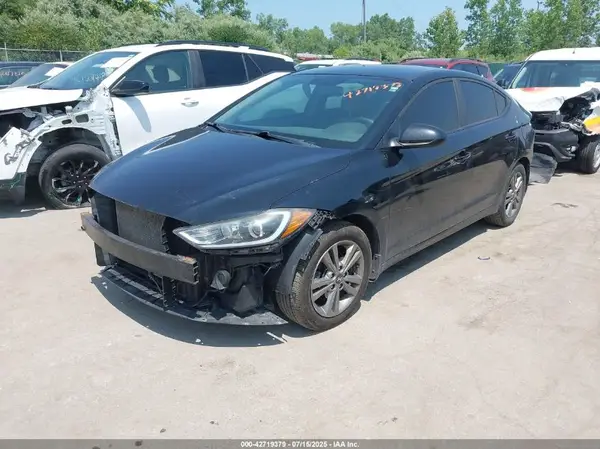 KMHD84LFXJU547140 2018 HYUNDAI ELANTRA - Image 2