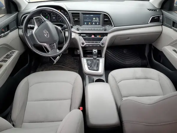 KMHD84LFXJU548000 2018 HYUNDAI ELANTRA - Image 8