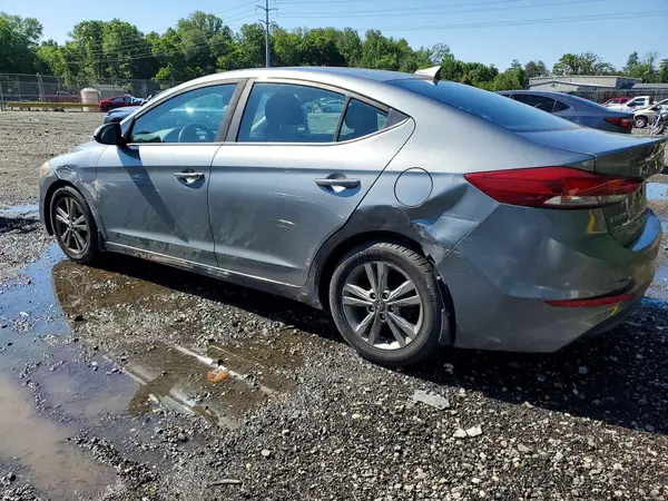 KMHD84LFXJU557313 2018 HYUNDAI ELANTRA - Image 2