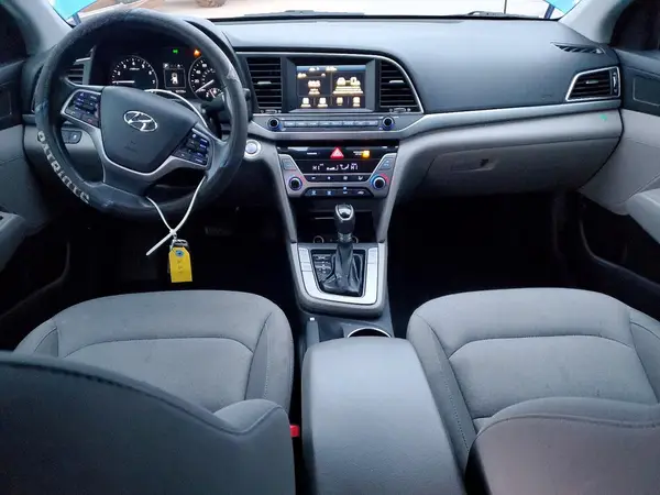 KMHD84LFXJU575990 2018 HYUNDAI ELANTRA - Image 8