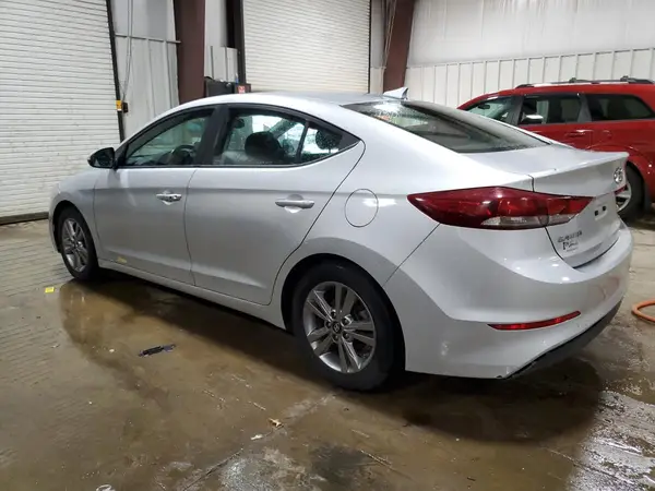 KMHD84LFXJU576315 2018 HYUNDAI ELANTRA - Image 2