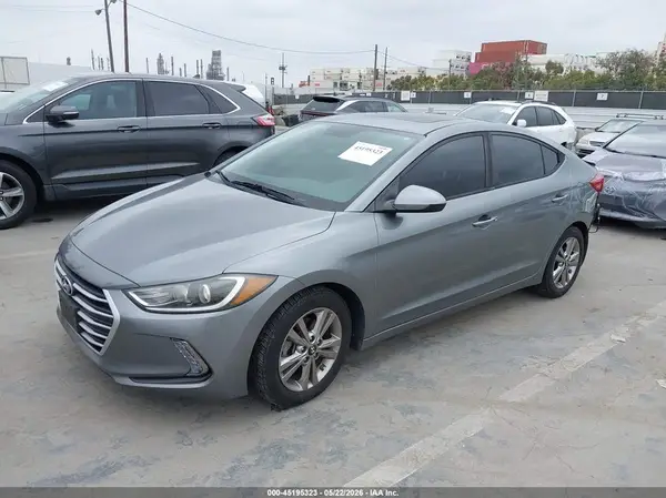 KMHD84LFXJU588089 2018 HYUNDAI ELANTRA - Image 2