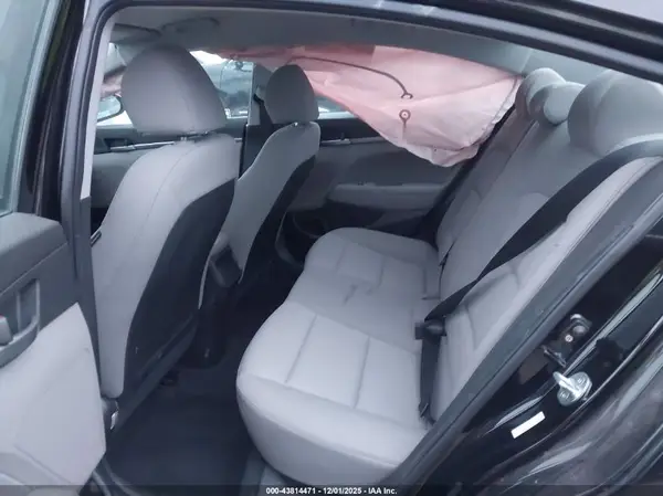 KMHD84LFXJU589081 2018 HYUNDAI ELANTRA - Image 8