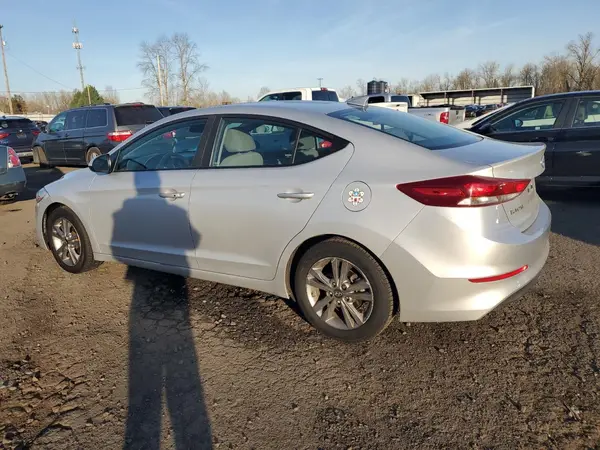 KMHD84LFXJU591686 2018 HYUNDAI ELANTRA - Image 2