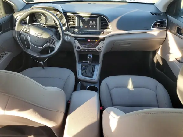 KMHD84LFXJU591686 2018 HYUNDAI ELANTRA - Image 8