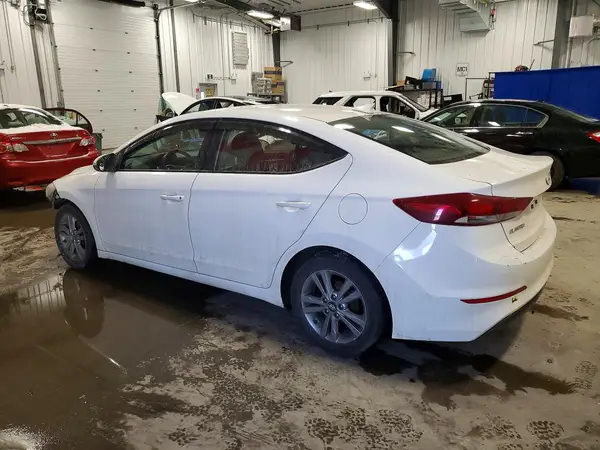KMHD84LFXJU601908 2018 HYUNDAI ELANTRA - Image 2
