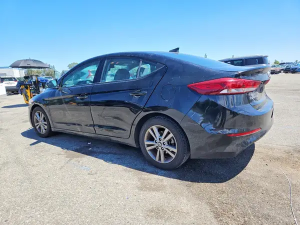 KMHD84LFXJU614710 2018 HYUNDAI ELANTRA - Image 2