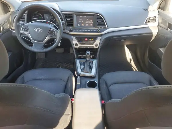 KMHD84LFXJU615727 2018 HYUNDAI ELANTRA - Image 8
