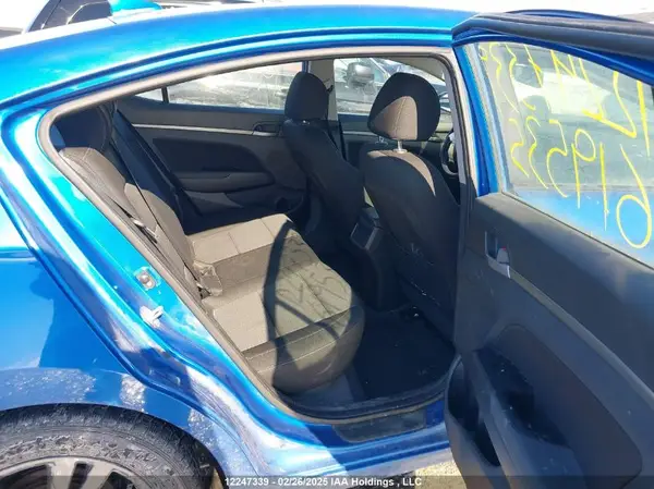 KMHD84LFXJU619535 2018 HYUNDAI ELANTRA - Image 8