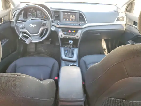 KMHD84LFXJU626081 2018 HYUNDAI ELANTRA - Image 8