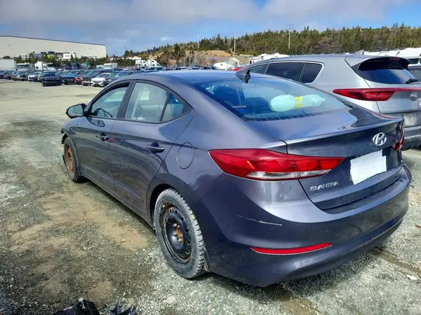 KMHD84LFXJU641602 2018 HYUNDAI ELANTRA - Image 2