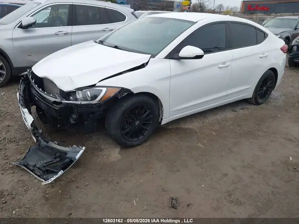 KMHD84LFXJU649862 2018 HYUNDAI ELANTRA - Image 2