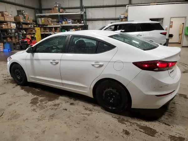 KMHD84LFXJU654513 2018 HYUNDAI ELANTRA - Image 2