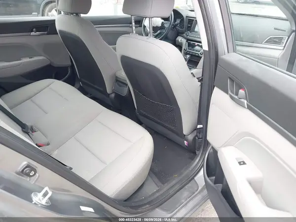 KMHD84LFXJU658237 2018 HYUNDAI ELANTRA - Image 8