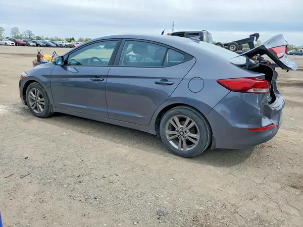 KMHD84LFXJU661302 2018 HYUNDAI ELANTRA - Image 2