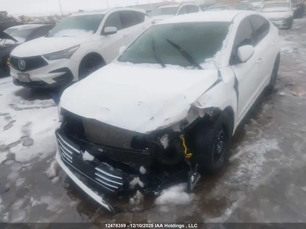 KMHD84LFXJU668959 2018 HYUNDAI ELANTRA - Image 2