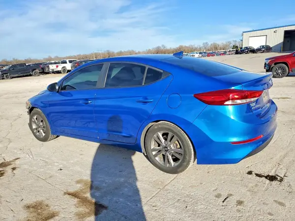 KMHD84LFXJU677208 2018 HYUNDAI ELANTRA - Image 2