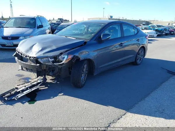 KMHD84LFXJU700289 2018 HYUNDAI ELANTRA - Image 2