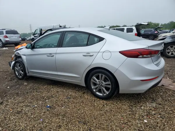KMHD84LFXJU718095 2018 HYUNDAI ELANTRA - Image 2