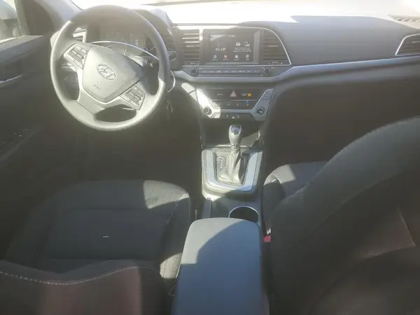 KMHD84LFXJU722289 2018 HYUNDAI ELANTRA - Image 8