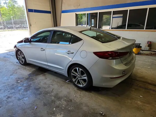 KMHD84LFXJU726309 2018 HYUNDAI ELANTRA - Image 2