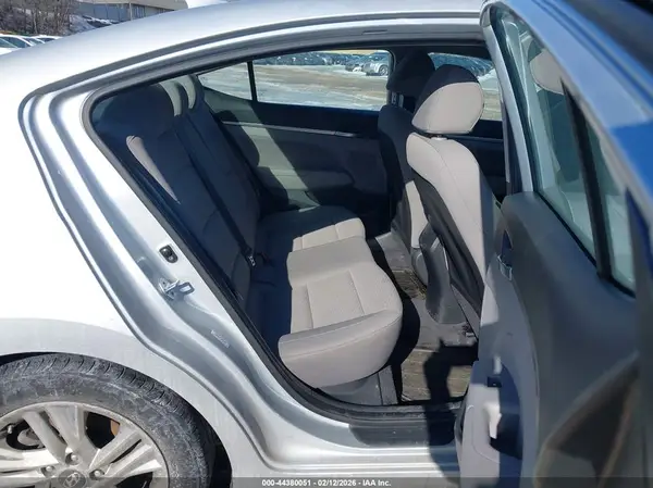 KMHD84LFXKU741877 2019 HYUNDAI ELANTRA - Image 8