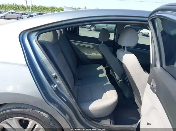 KMHD84LFXKU744083 2019 HYUNDAI ELANTRA - Image 8