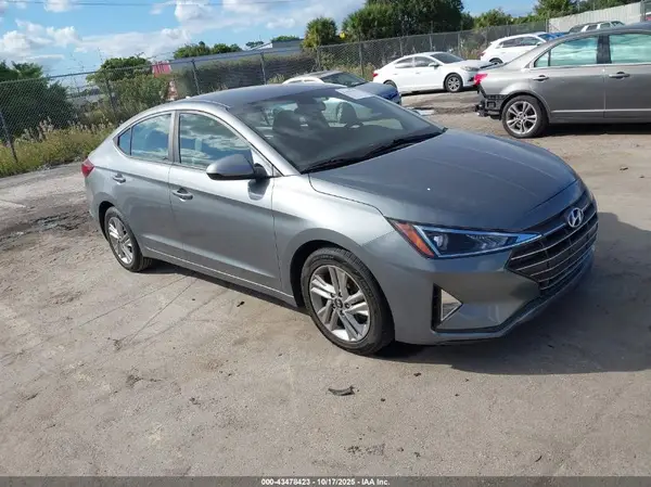 KMHD84LFXKU745332 2019 HYUNDAI ELANTRA - Image 1
