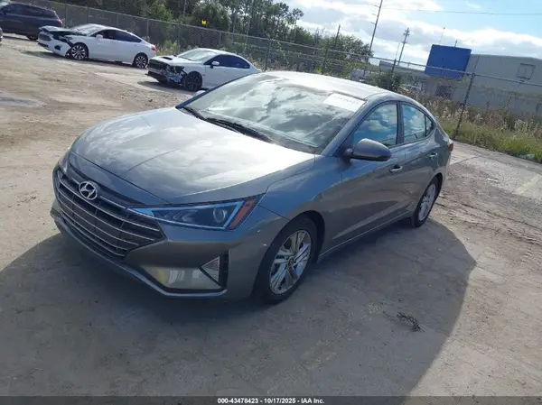 KMHD84LFXKU745332 2019 HYUNDAI ELANTRA - Image 2