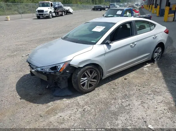 KMHD84LFXKU747274 2019 HYUNDAI ELANTRA - Image 2