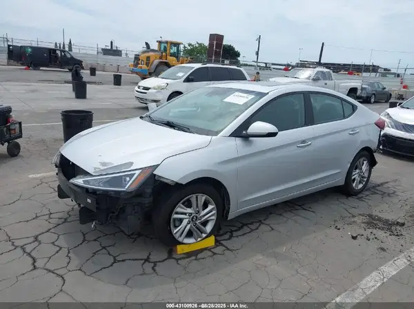 KMHD84LFXKU753138 2019 HYUNDAI ELANTRA - Image 2
