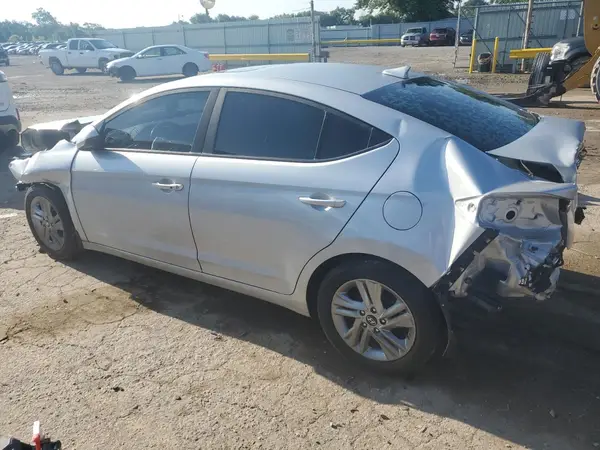 KMHD84LFXKU761546 2019 HYUNDAI ELANTRA - Image 2