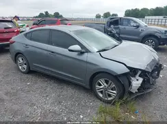 KMHD84LFXKU762485 2019 HYUNDAI ELANTRA