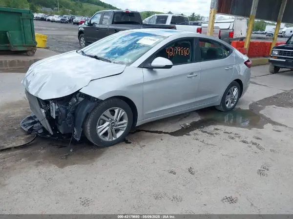 KMHD84LFXKU762860 2019 HYUNDAI ELANTRA - Image 2