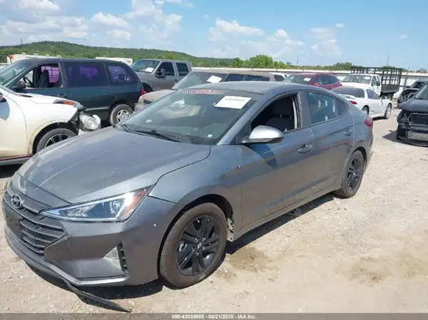 KMHD84LFXKU767802 2019 HYUNDAI ELANTRA - Image 2