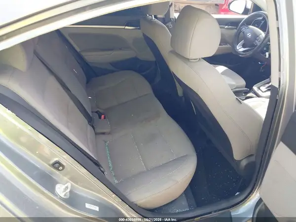KMHD84LFXKU767802 2019 HYUNDAI ELANTRA - Image 8