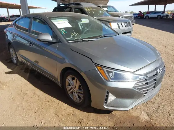 KMHD84LFXKU769064 2019 HYUNDAI ELANTRA - Image 1