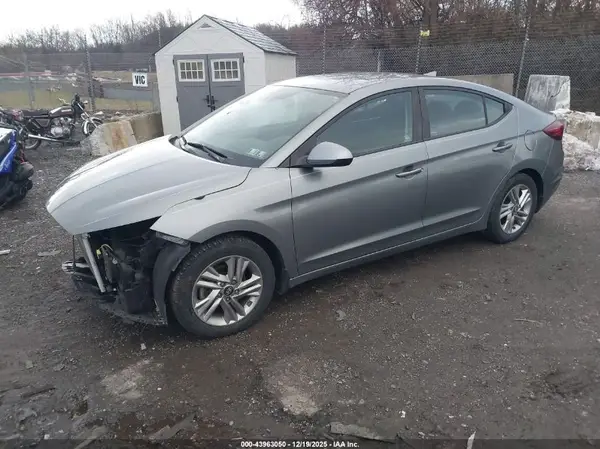 KMHD84LFXKU779593 2019 HYUNDAI ELANTRA - Image 2