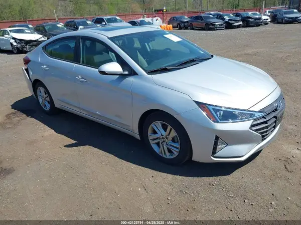 KMHD84LFXKU800880 2019 HYUNDAI ELANTRA - Image 1