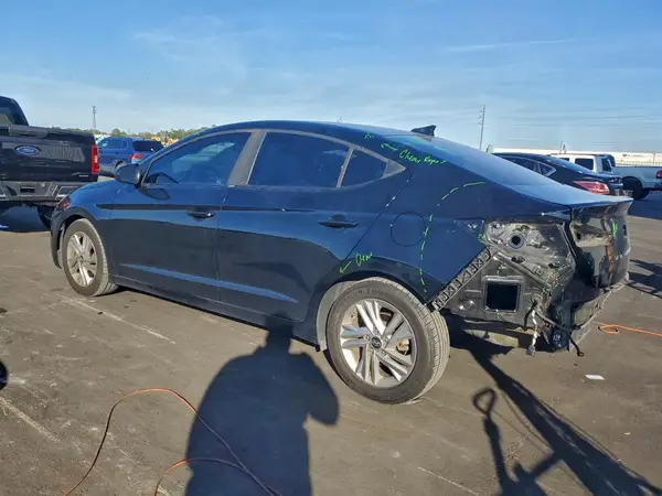 KMHD84LFXKU819090 2019 HYUNDAI ELANTRA - Image 2