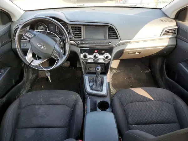 KMHD84LFXKU829747 2019 HYUNDAI ELANTRA - Image 8