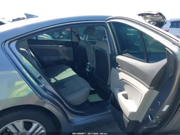 KMHD84LFXKU844815 2019 HYUNDAI ELANTRA - Image 8