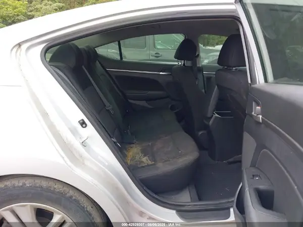 KMHD84LFXKU878883 2019 HYUNDAI ELANTRA - Image 8